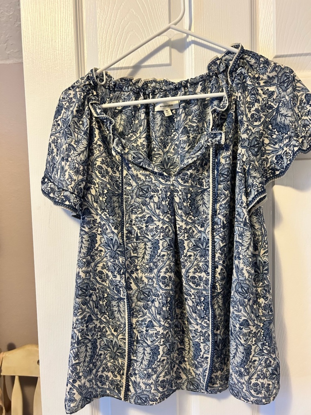 Max Studio Blue and White Floral Peasant Blouse